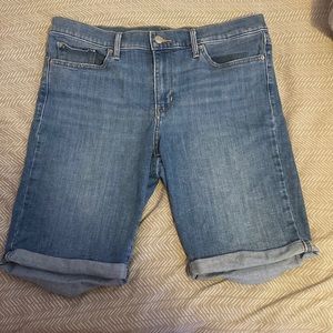 Womens Levi Bermuda Shorts